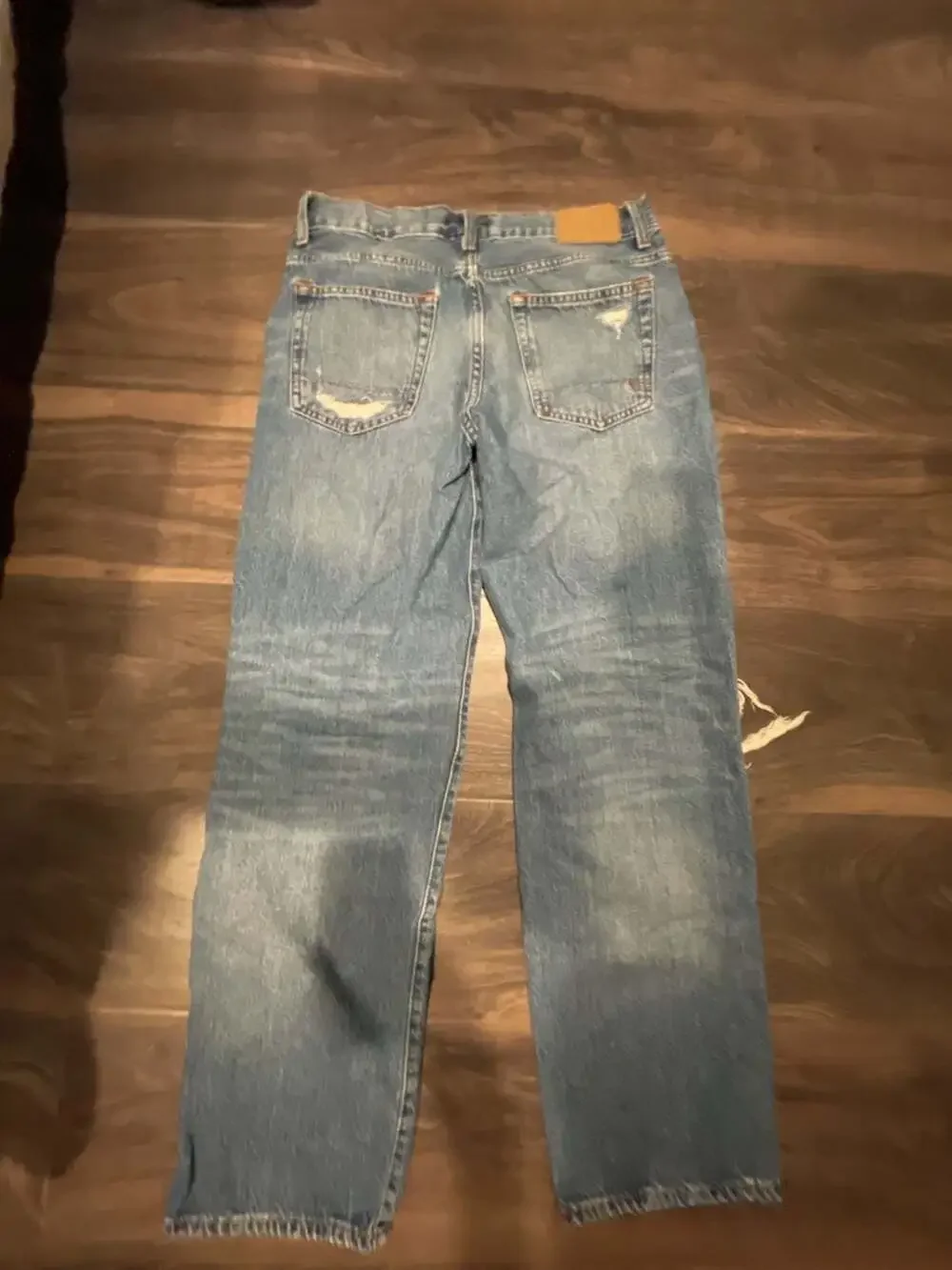 Aeropostale Relaxed Fit Distressed Blue Denim Jeans Size 29/30